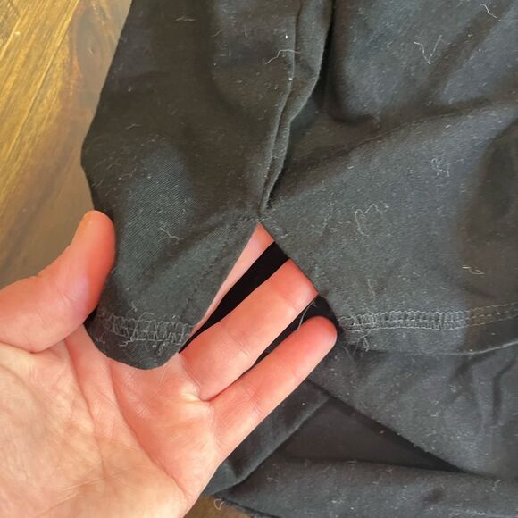 Hount Black Sleeveless Crew Neck Pocket Tee Large - Picture 2 of 4